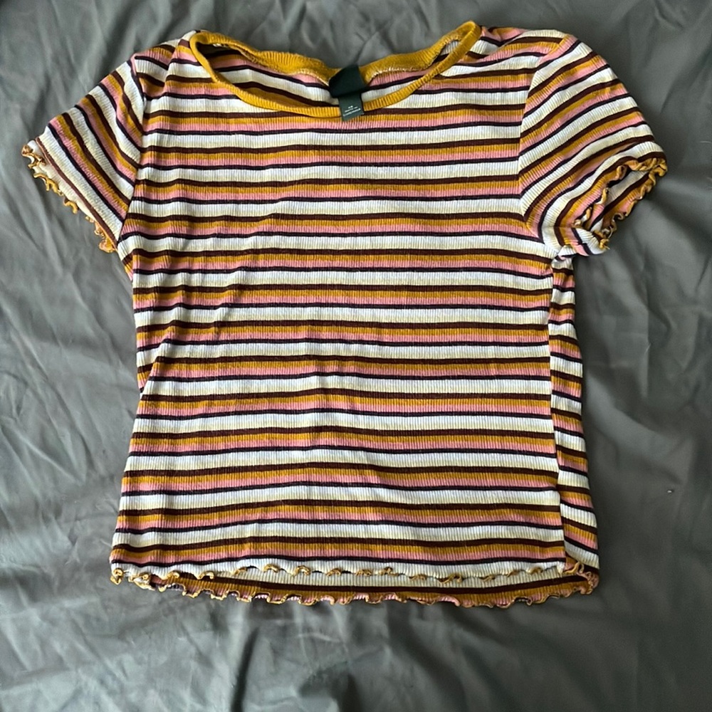 Striped cropped shirt